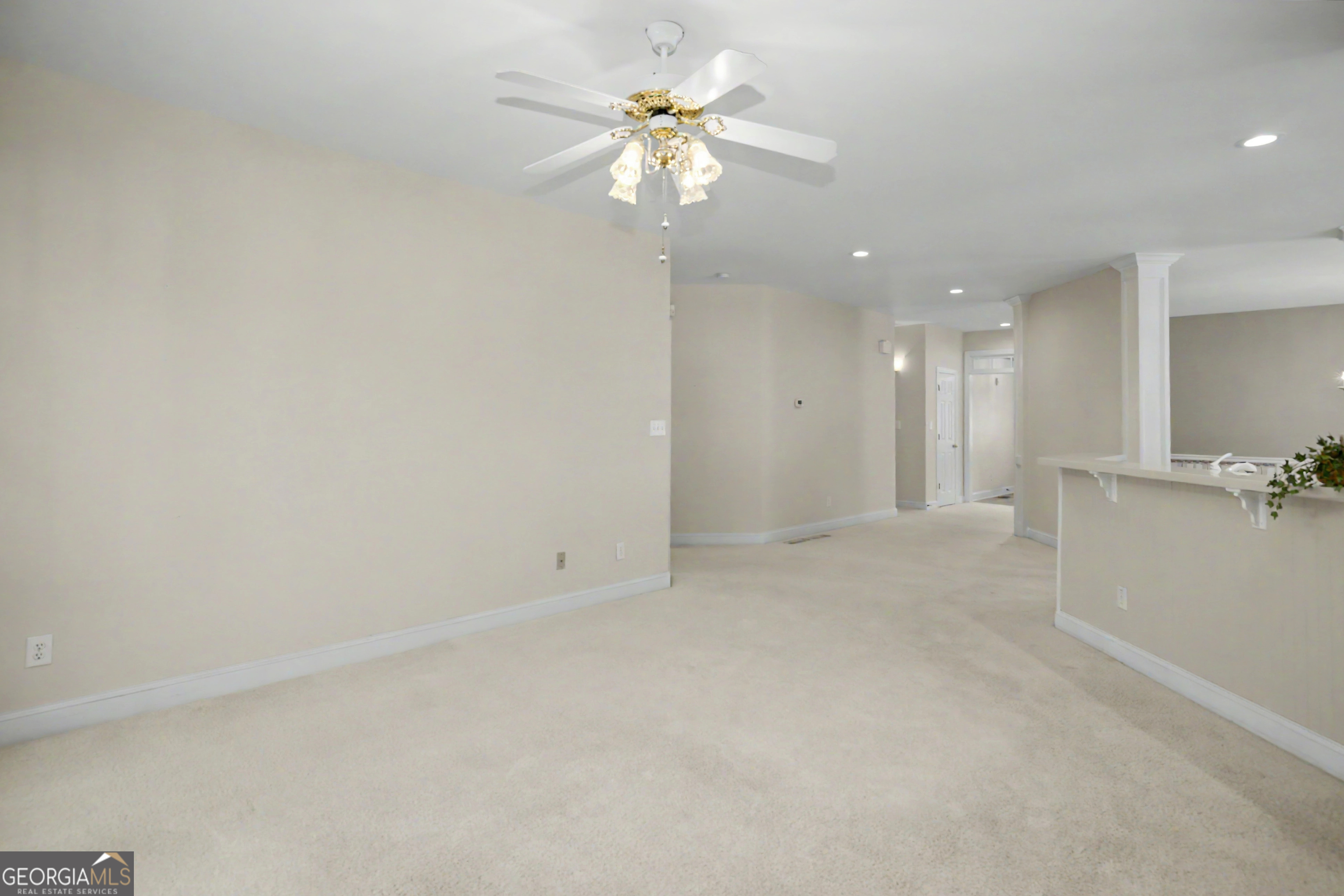 217 Sweetbriar Street Property Photo 13