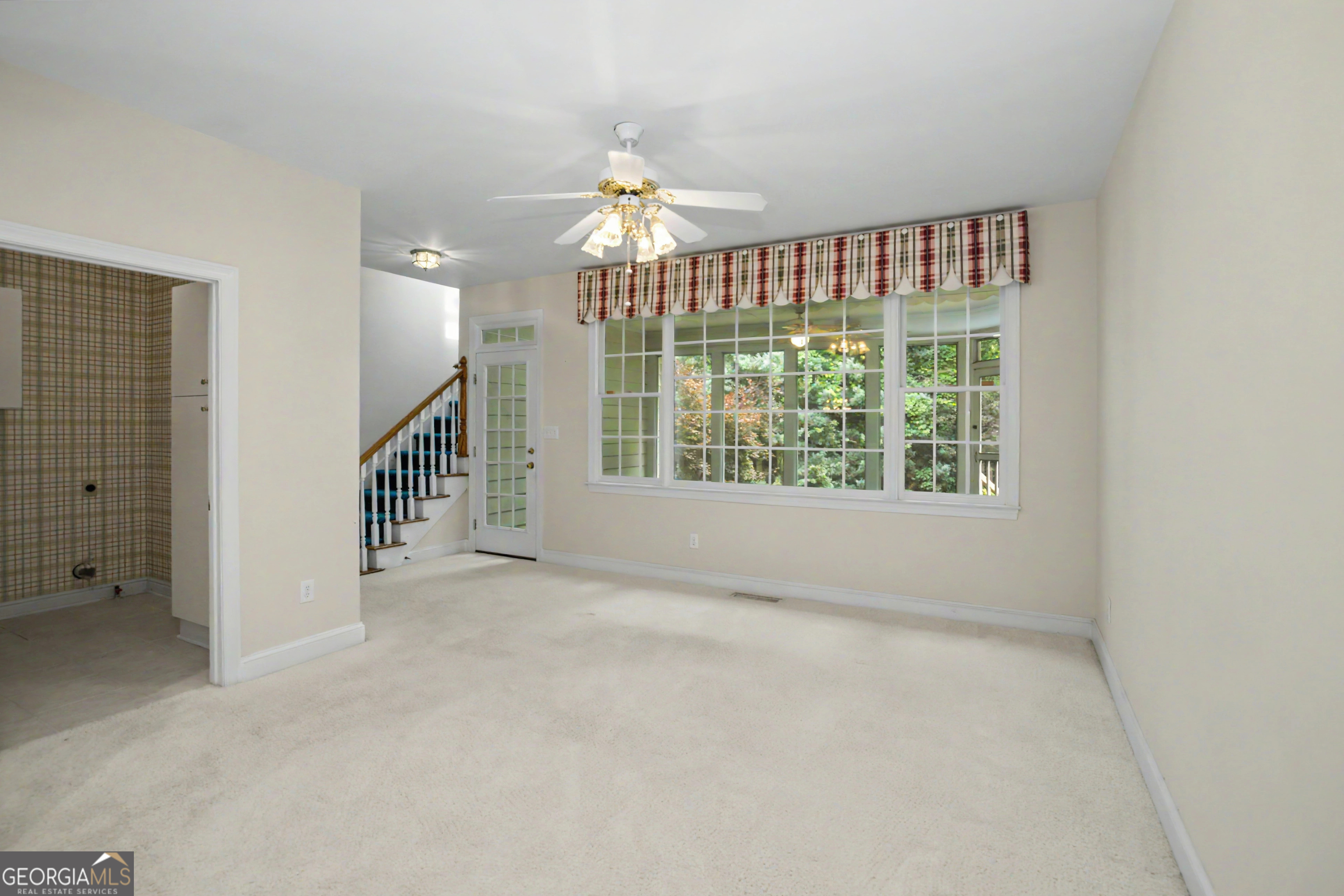 217 Sweetbriar Street Property Photo 15