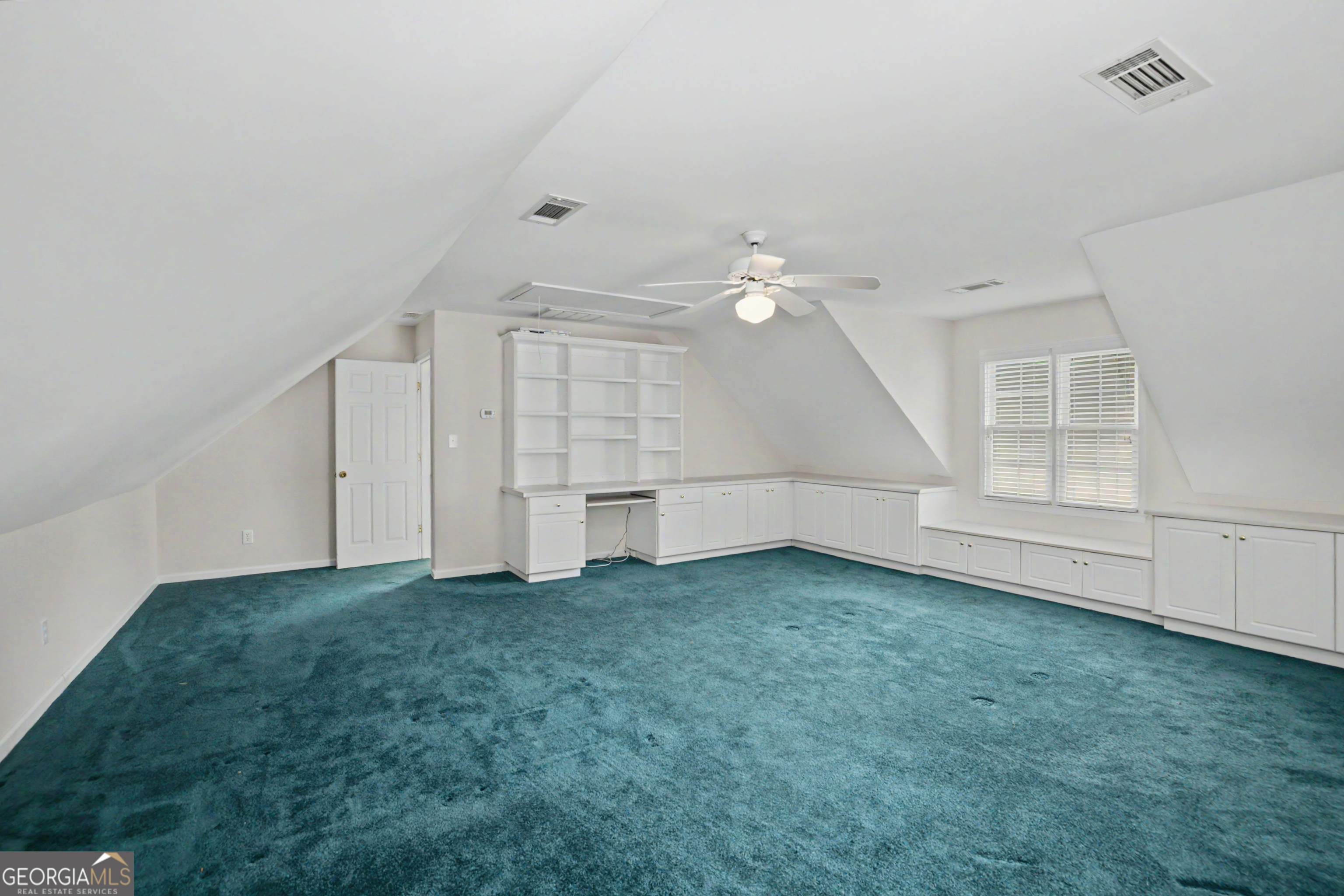 217 Sweetbriar Street Property Photo 27