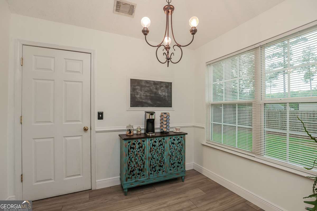 111 Sterling Drive Property Photo 14