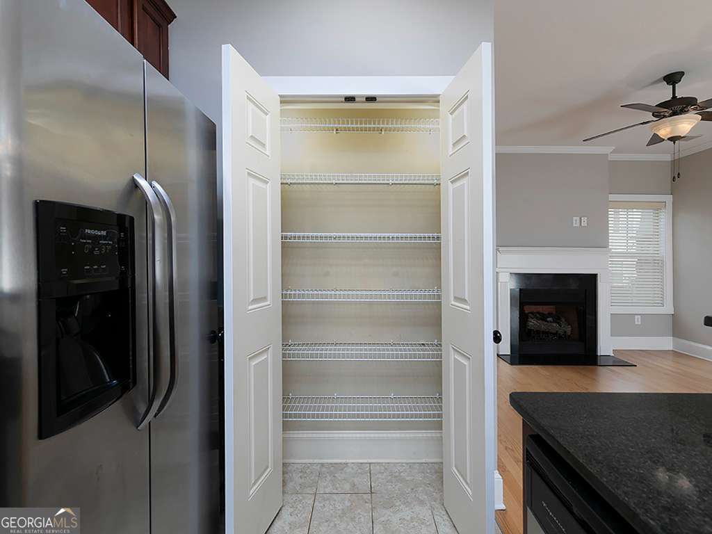 4300 Sandy Pointe # 20 Property Photo 14