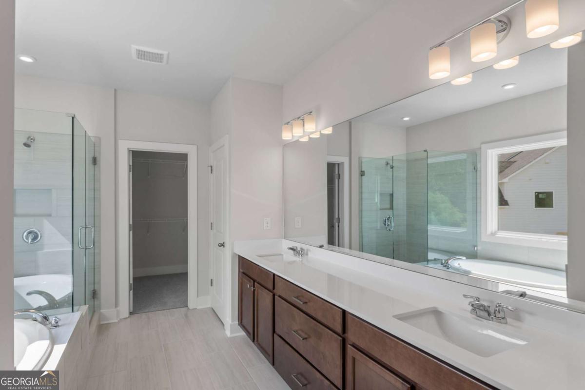 3915 Kilya Lane Property Photo 44
