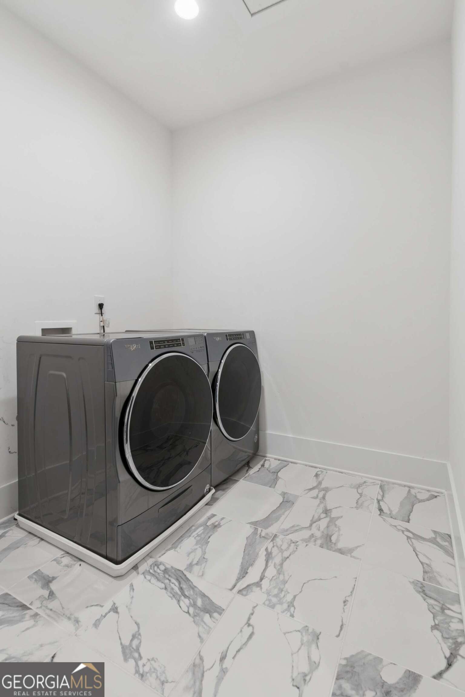 6405 Halcyon Way Property Photo 33