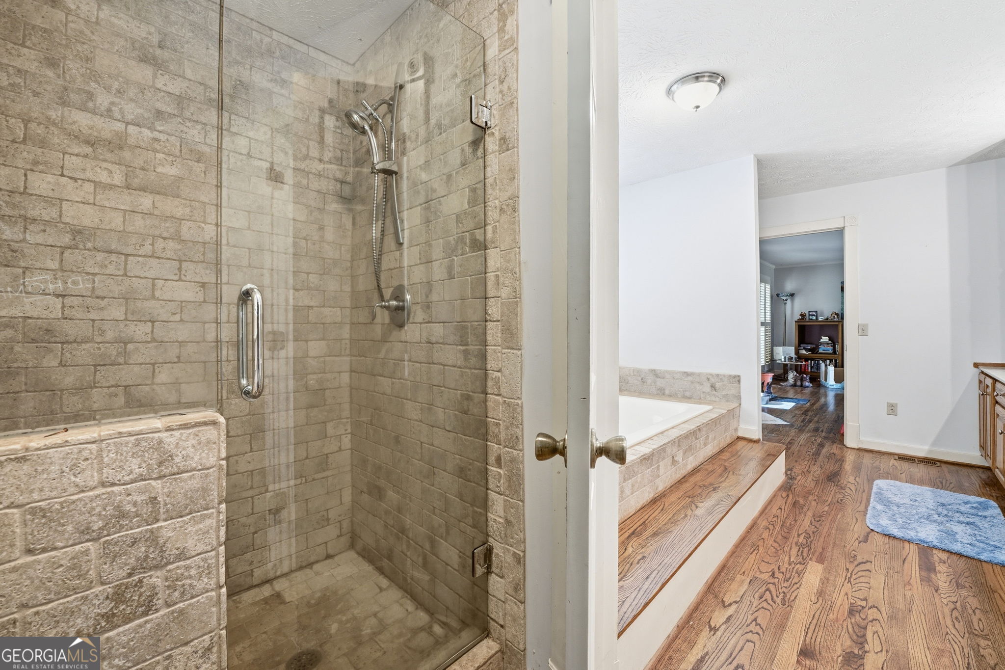 100 Wilson Road Property Photo 20