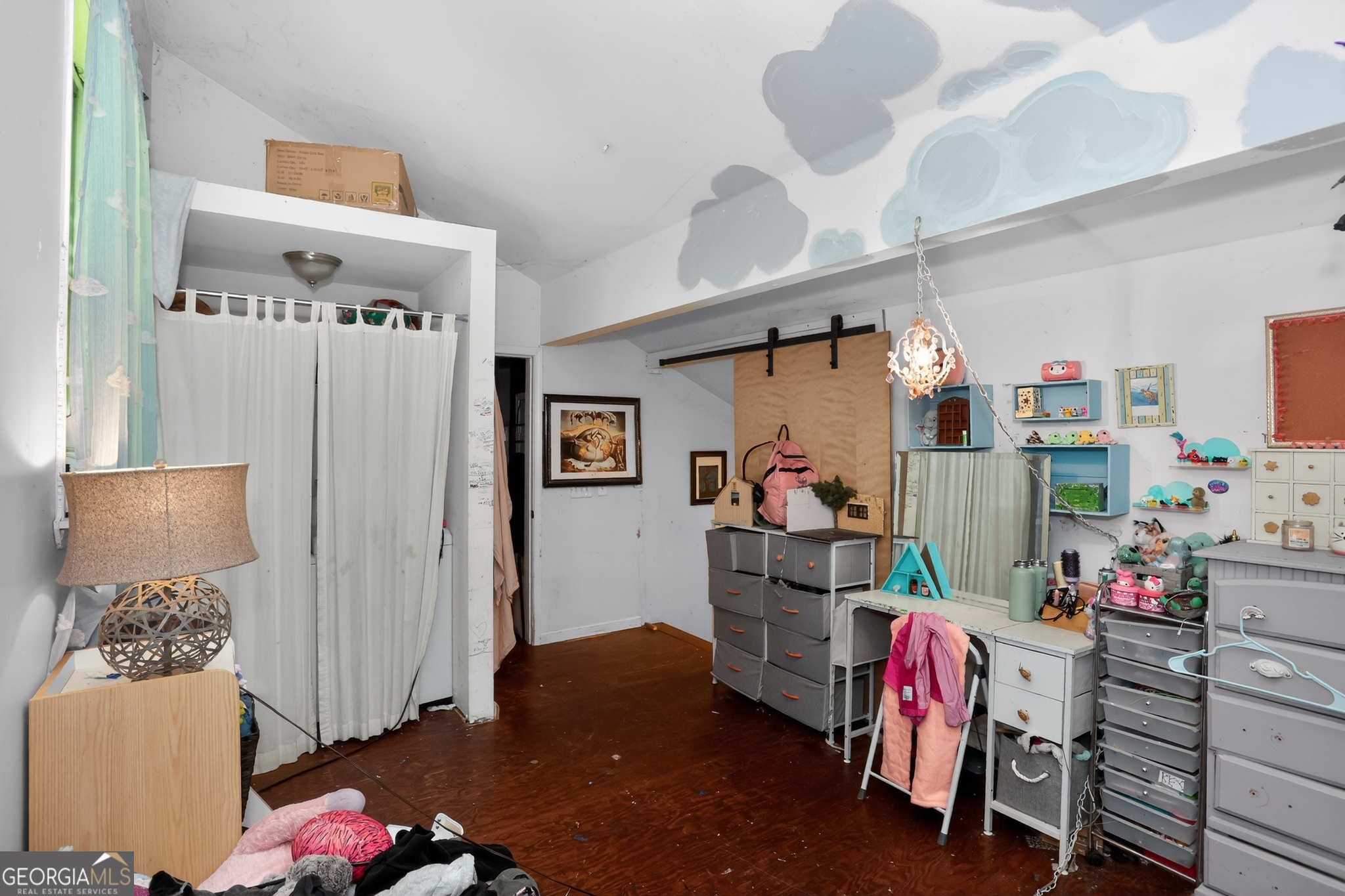 207 Lanier Drive Property Photo 9
