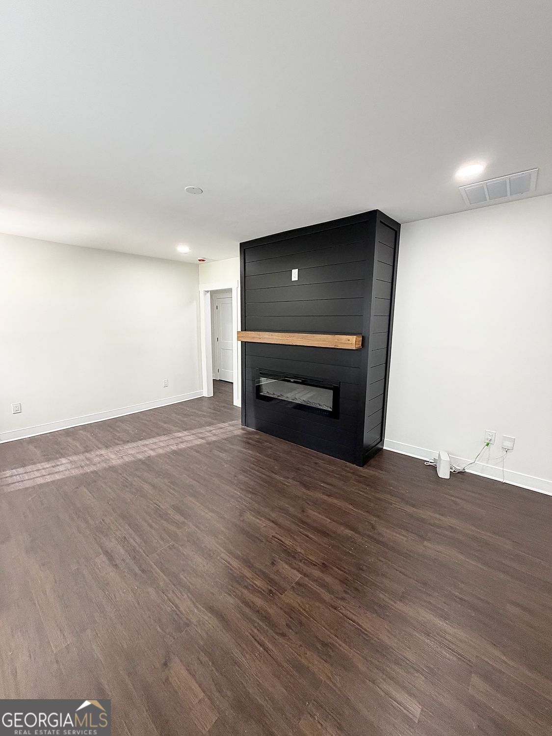 1433 Westboro Drive Sw Property Photo 4