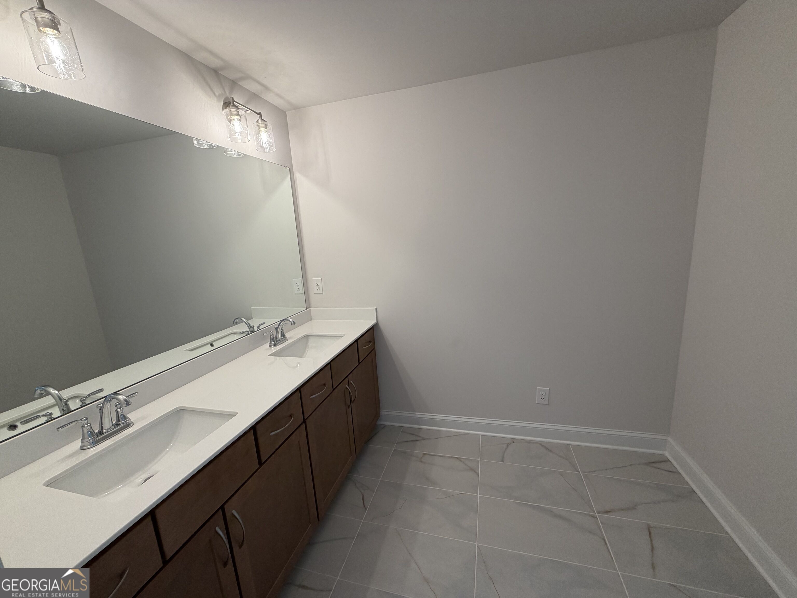 1648 Crest Creek Court Property Photo 10