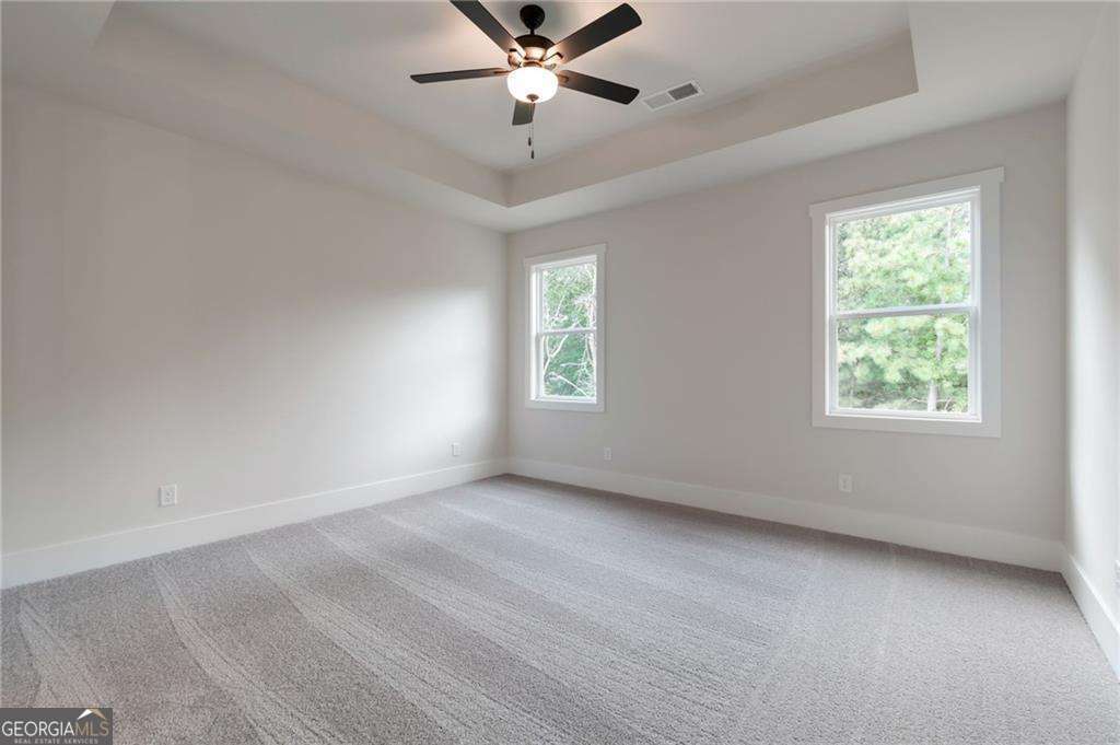 325 Willow Cove Property Photo 5