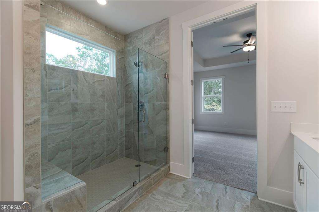 325 Willow Cove Property Photo 8