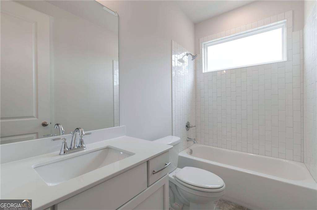 325 Willow Cove Property Photo 12