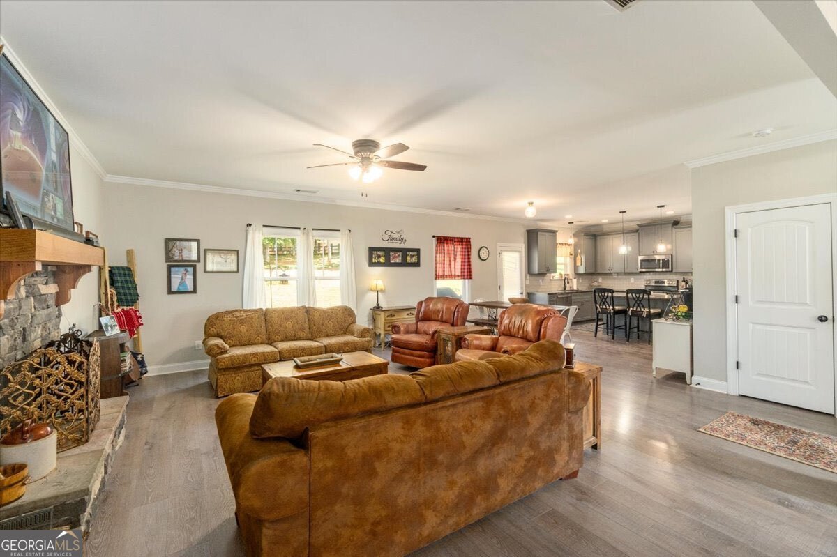 3657 Eagle View Way Property Photo 7