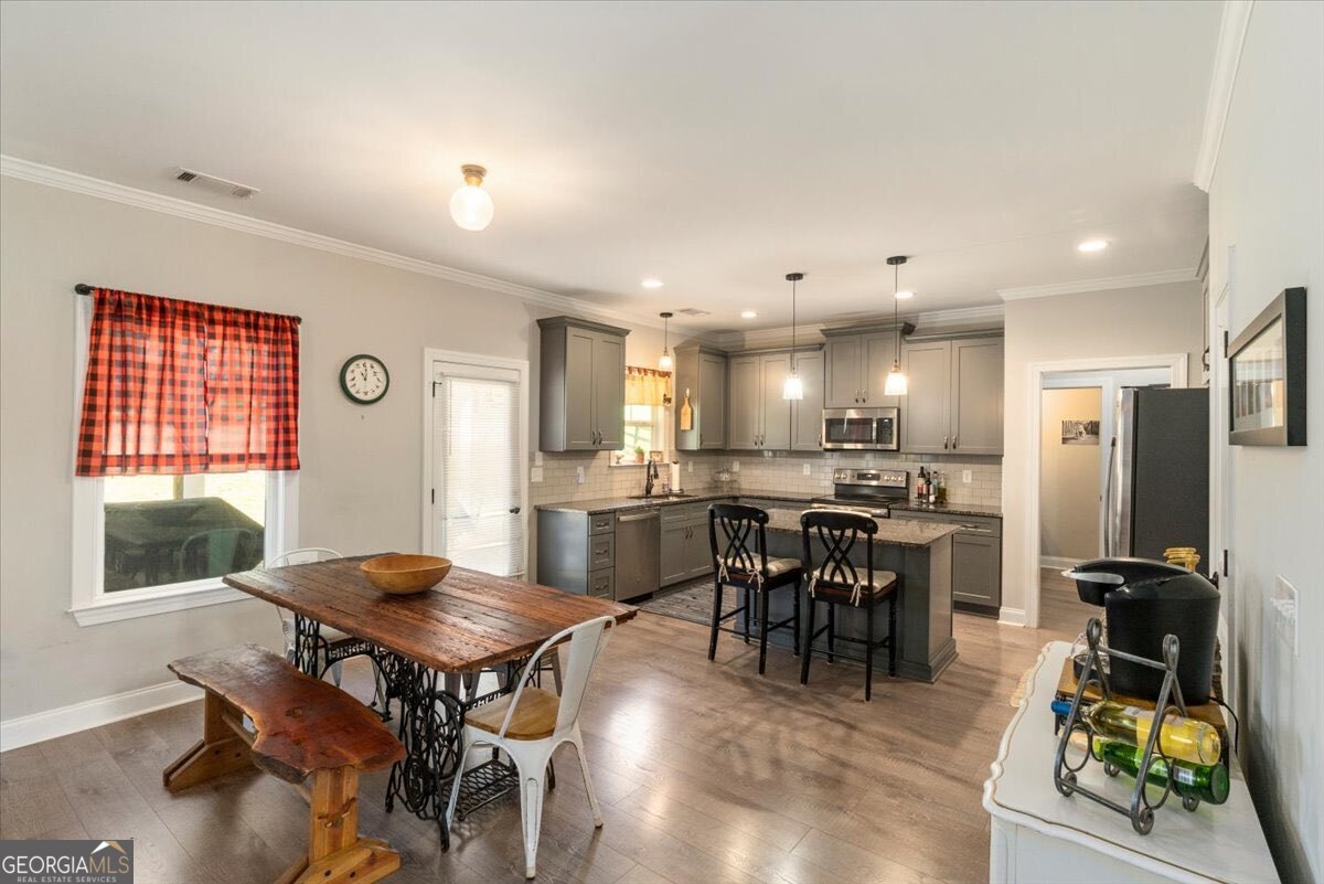 3657 Eagle View Way Property Photo 8