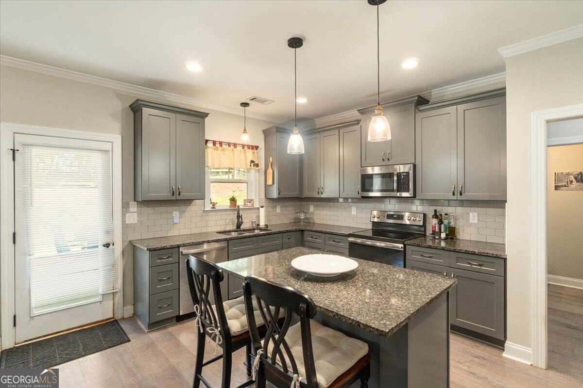 3657 Eagle View Way Property Photo 9