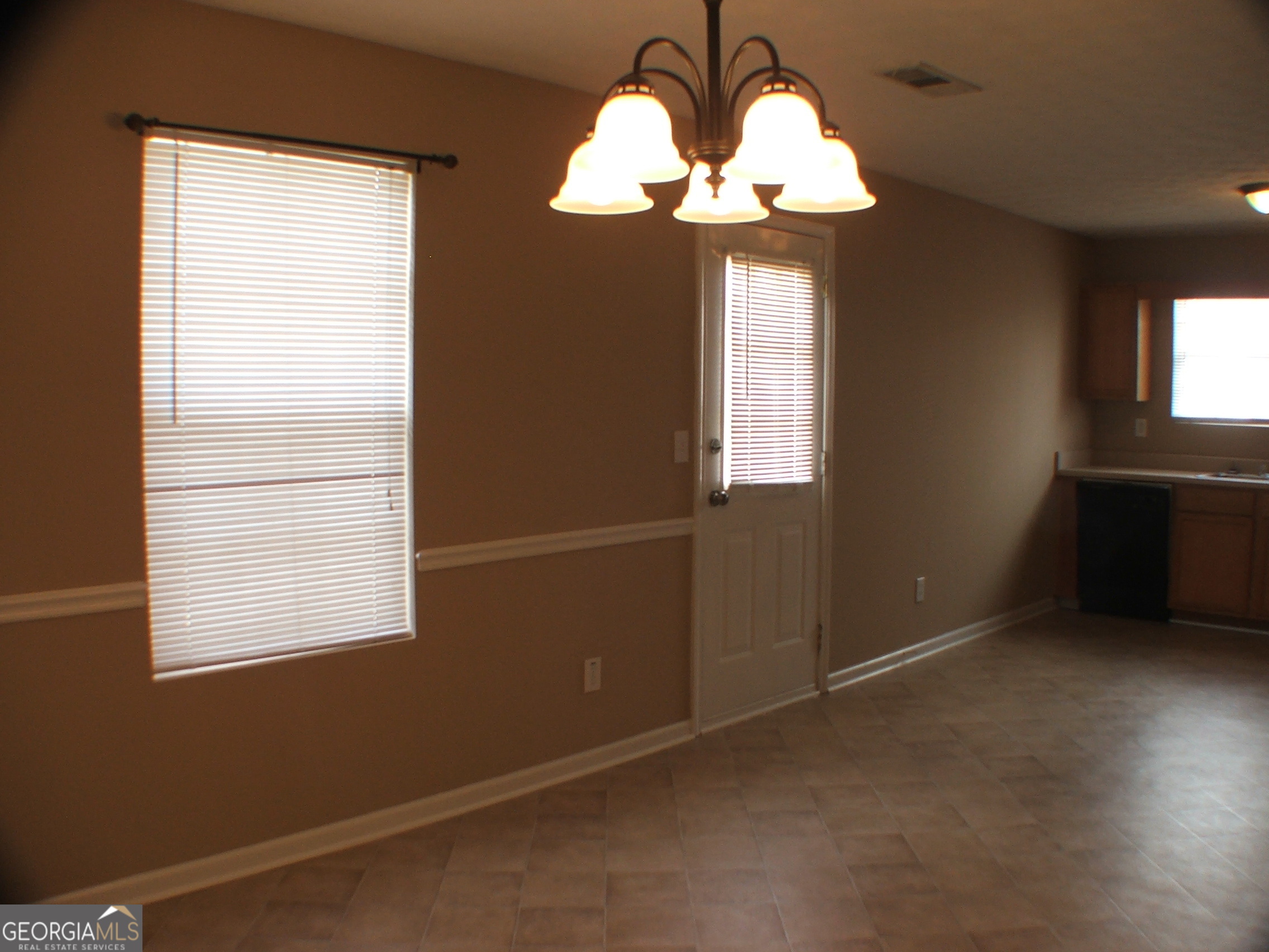 183 Woodwind Way Property Photo 5
