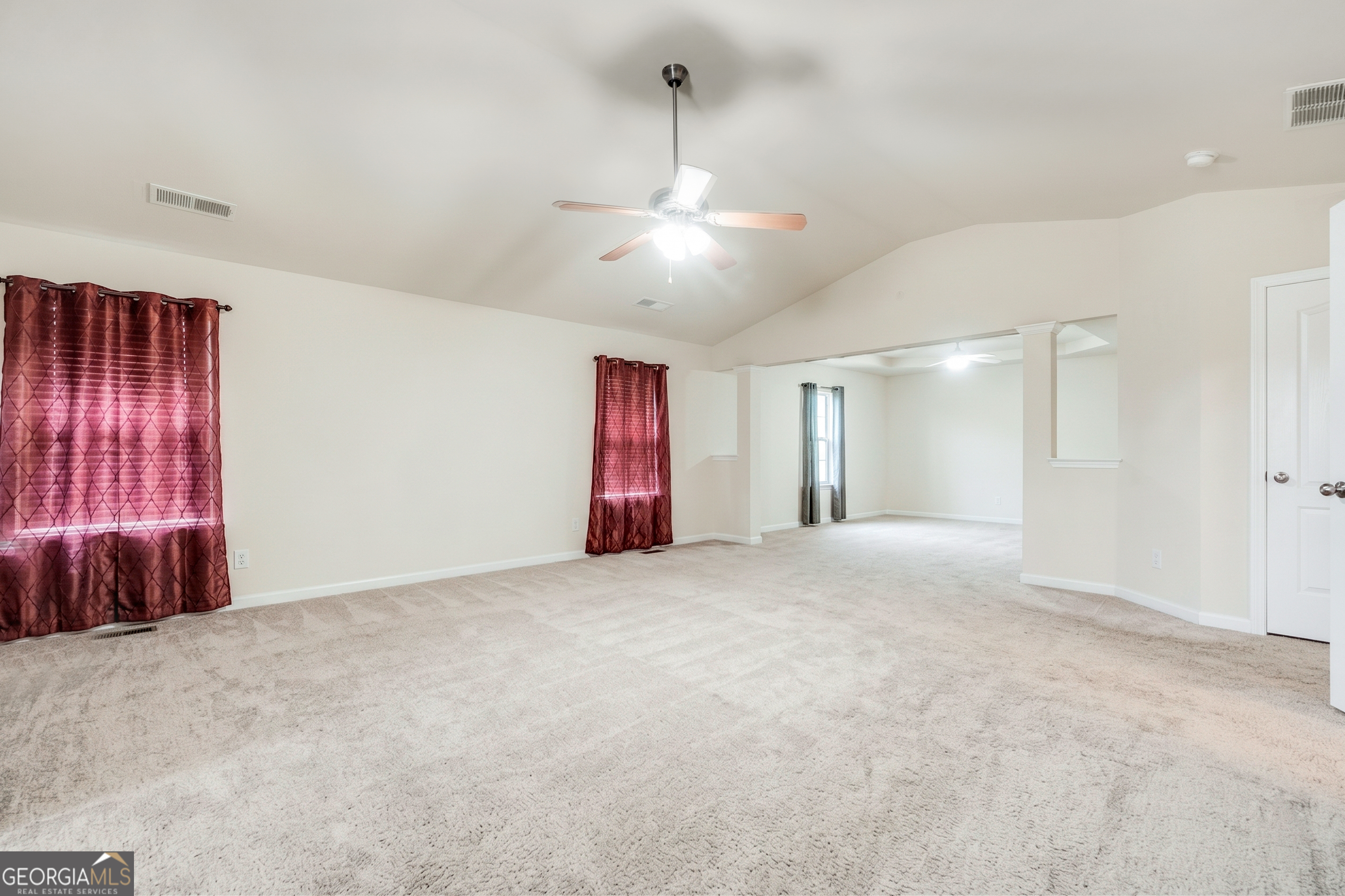 942 Amelia Drive Property Photo 18