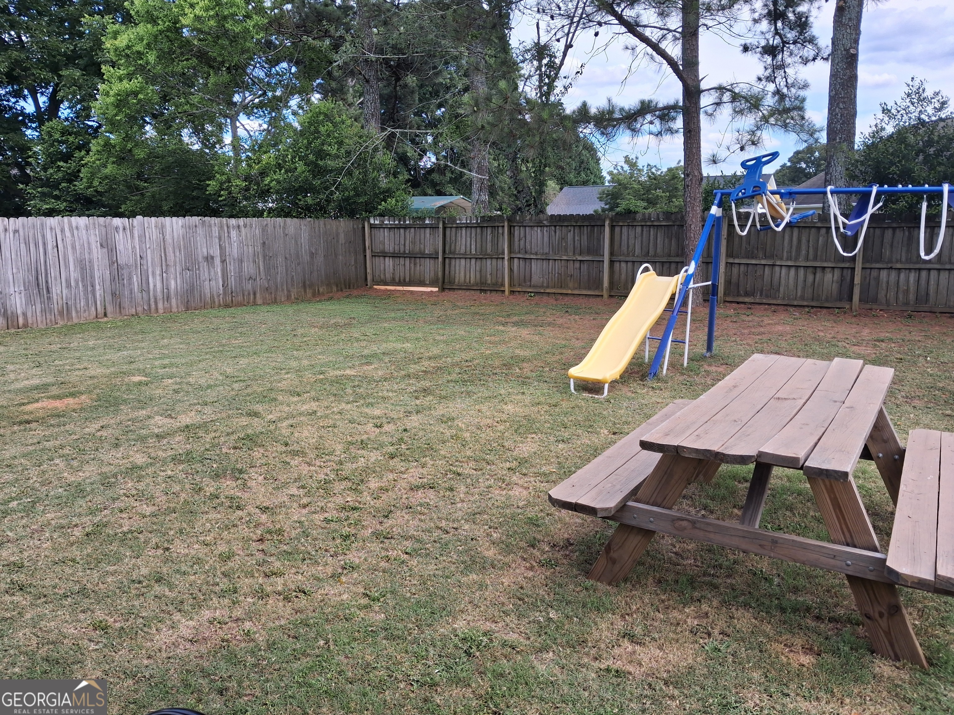 942 Amelia Drive Property Photo 31