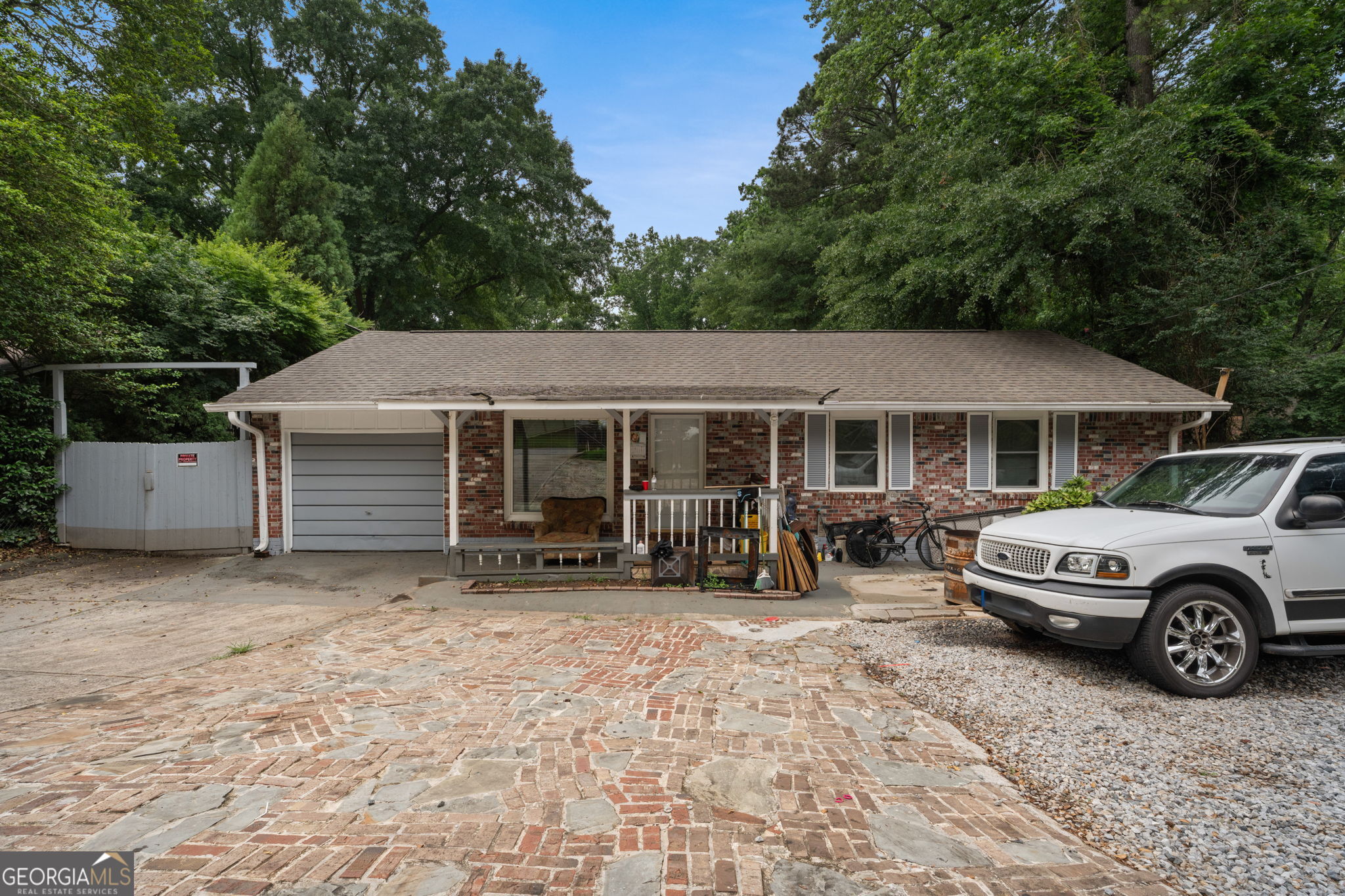 623 Nassau Street Property Photo 1