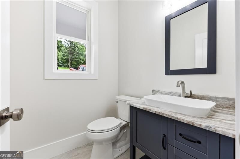 5851 Canterbury Way Property Photo 29