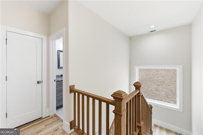 5851 Canterbury Way Property Photo 32