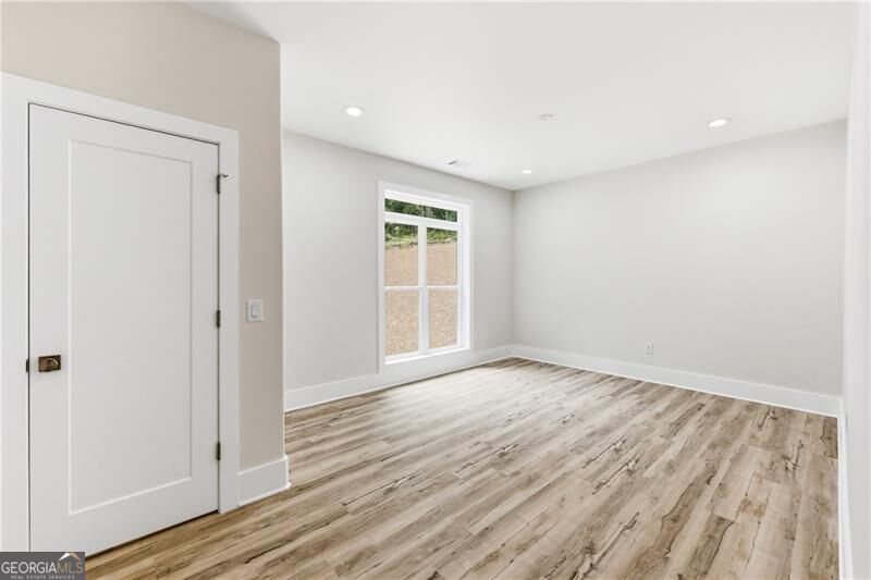 5851 Canterbury Way Property Photo 44