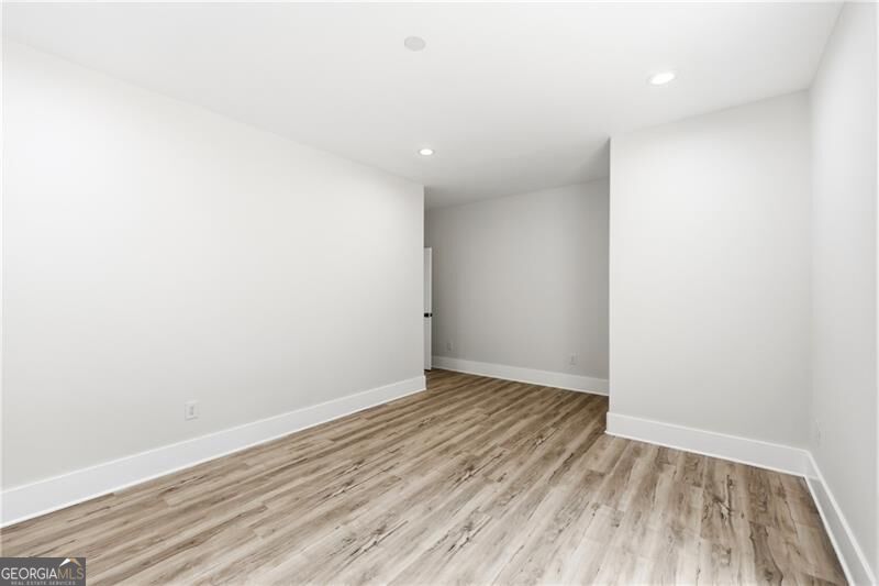 5851 Canterbury Way Property Photo 45