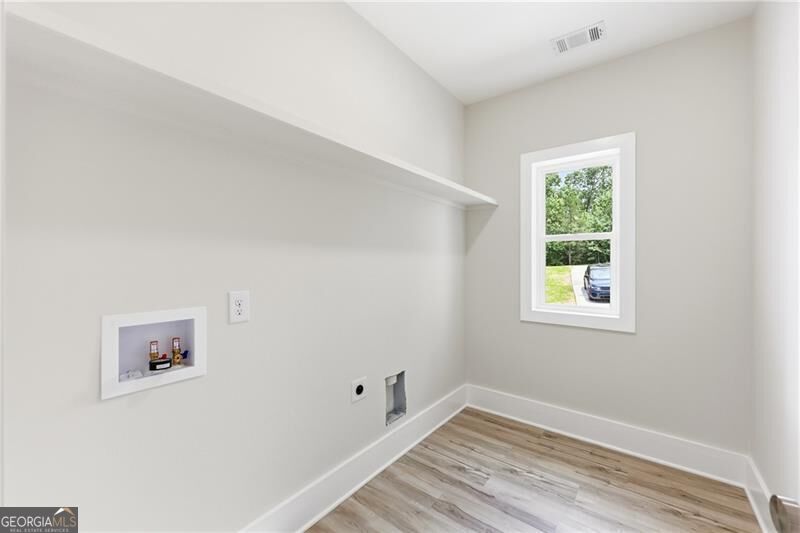 5851 Canterbury Way Property Photo 49