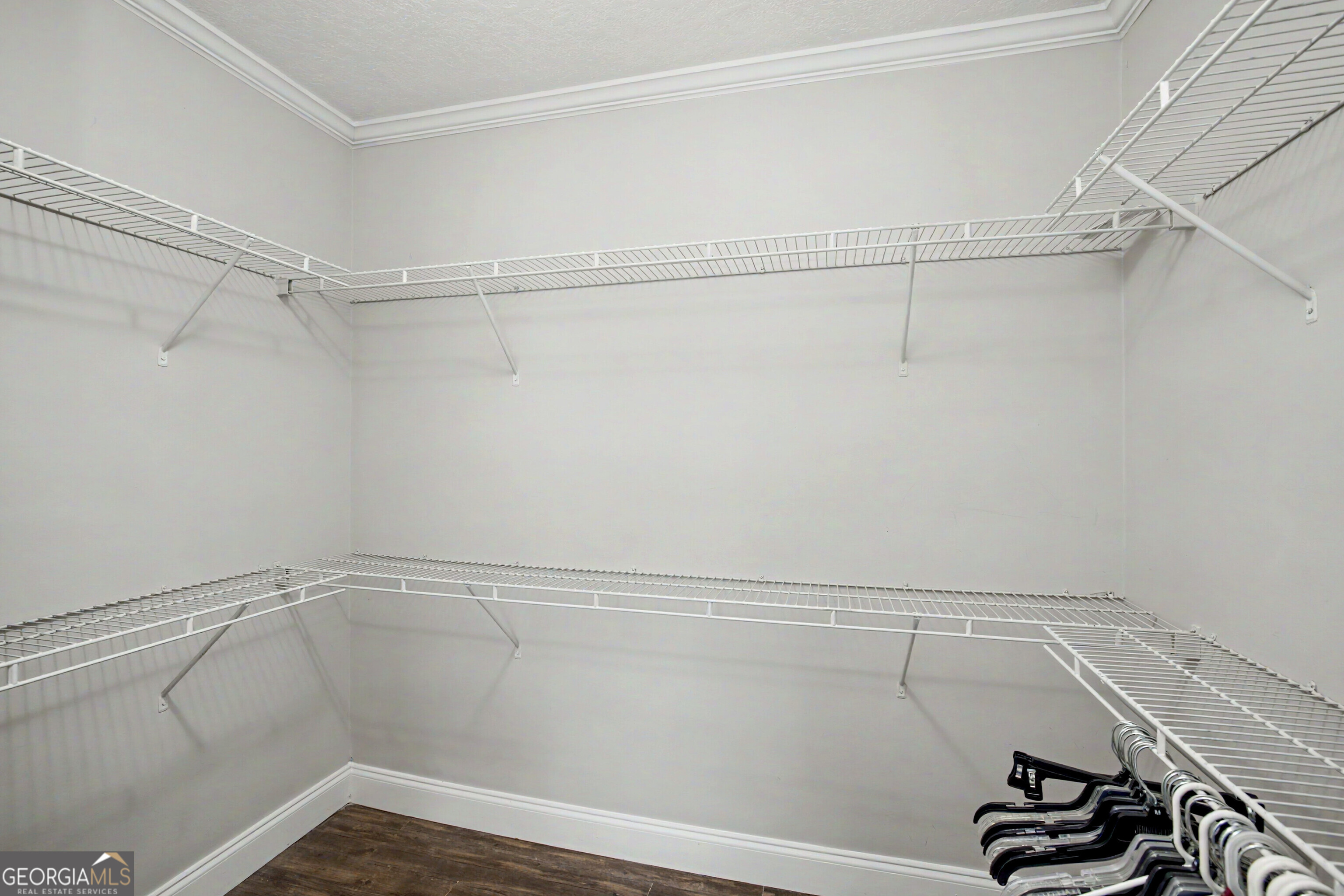 29 Meadow View Street Property Photo 15