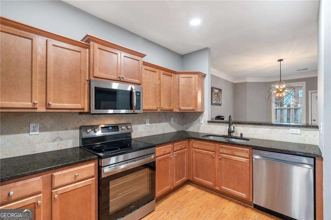 3063 Thornbury Trace Property Photo 7