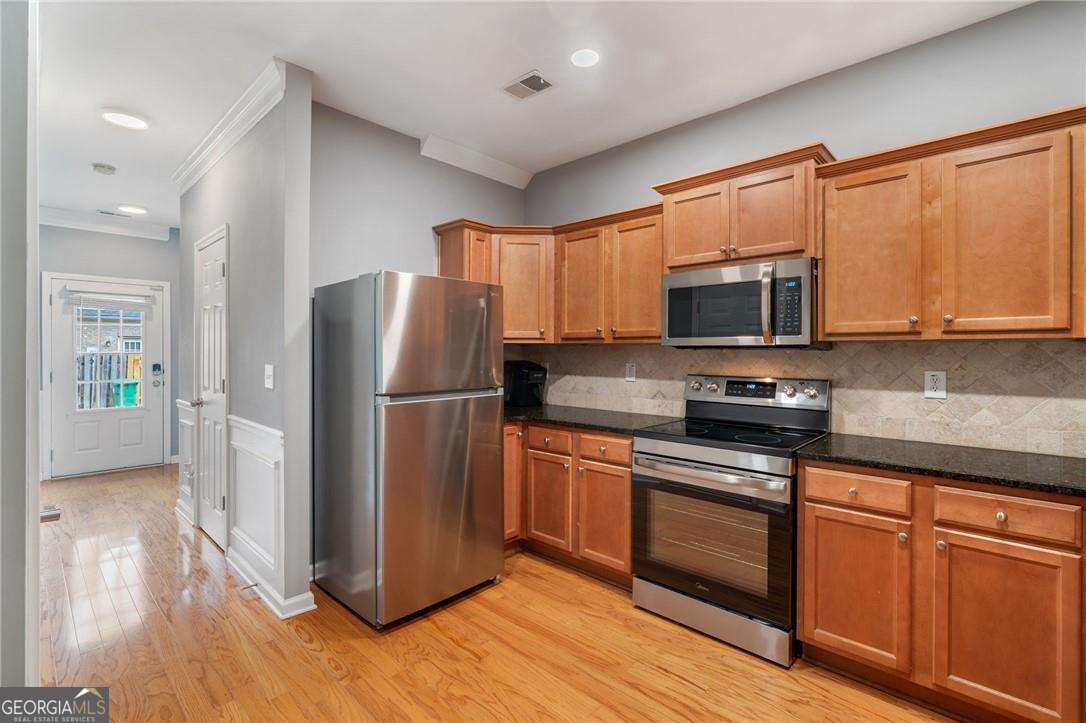 3063 Thornbury Trace Property Photo 9
