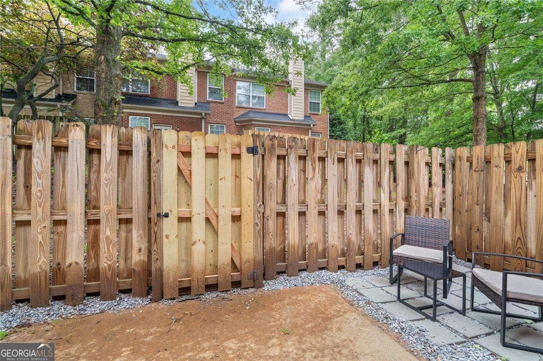 3063 Thornbury Trace Property Photo 10