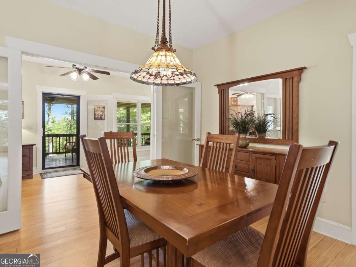 1110 Chatsworth Highway Property Photo 12