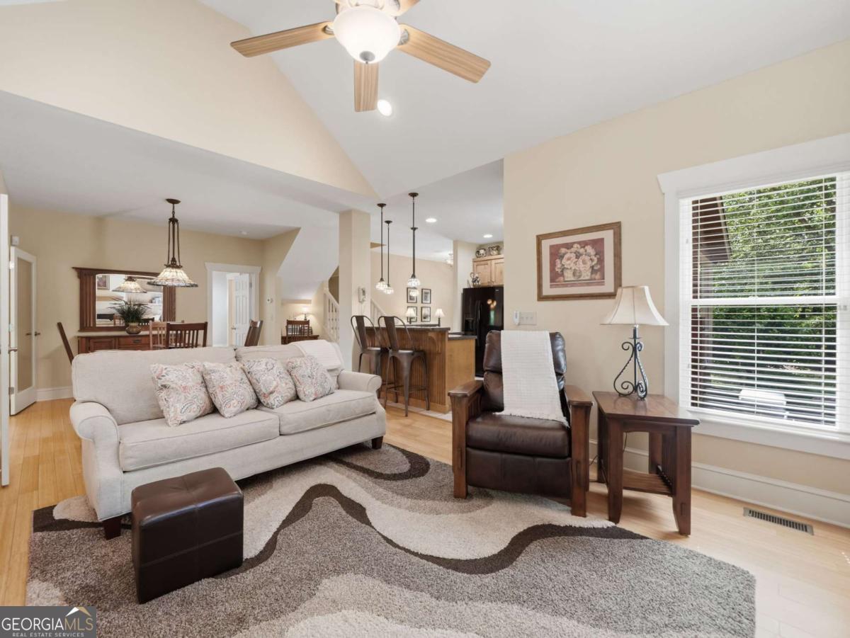 1110 Chatsworth Highway Property Photo 13