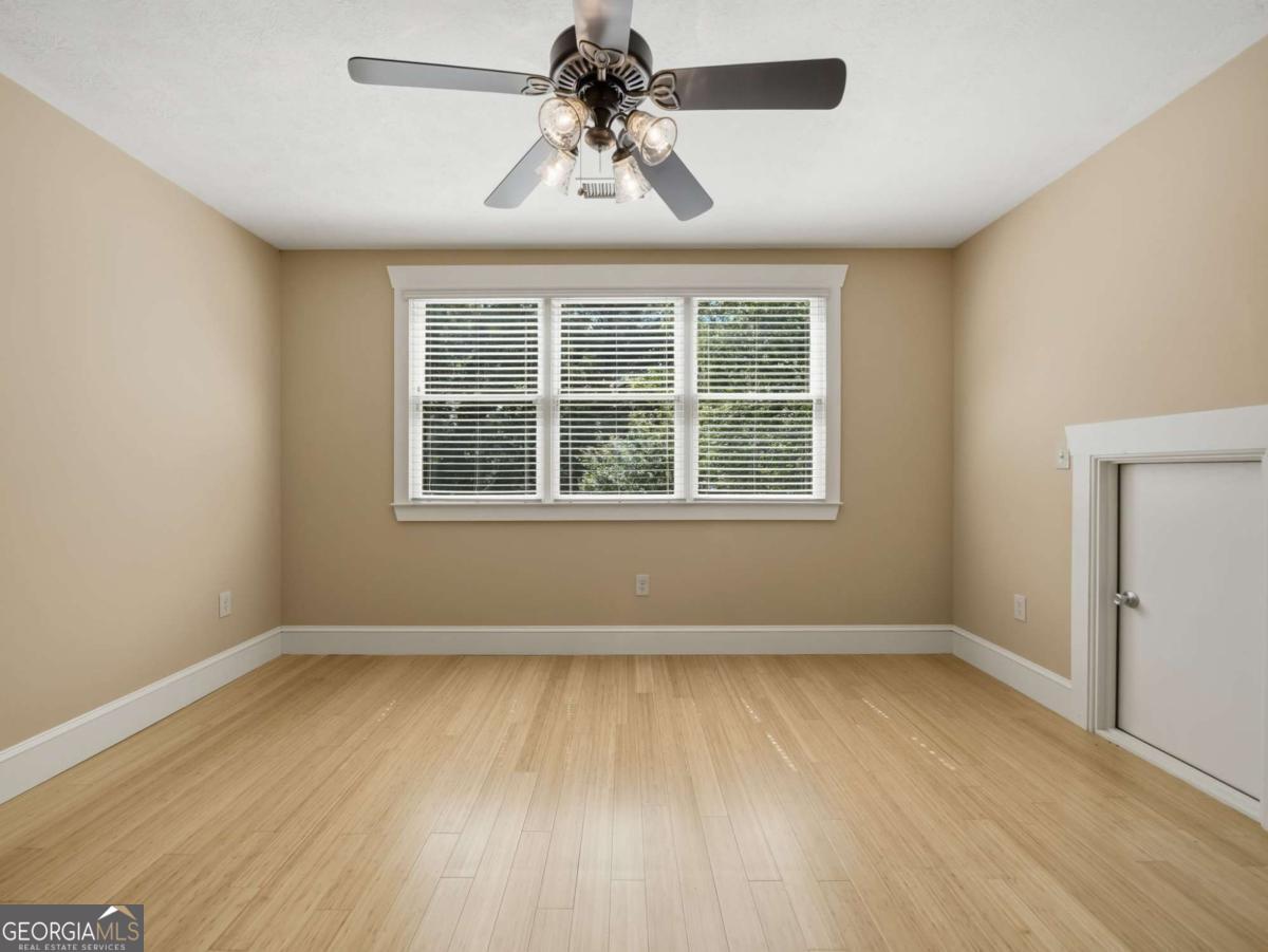1110 Chatsworth Highway Property Photo 25
