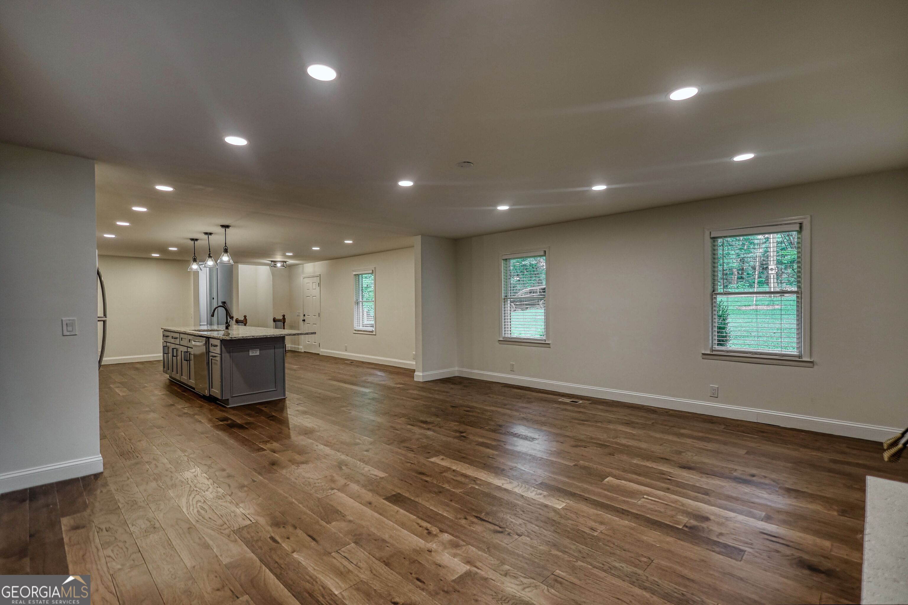 403 Greenwood Drive Property Photo 13