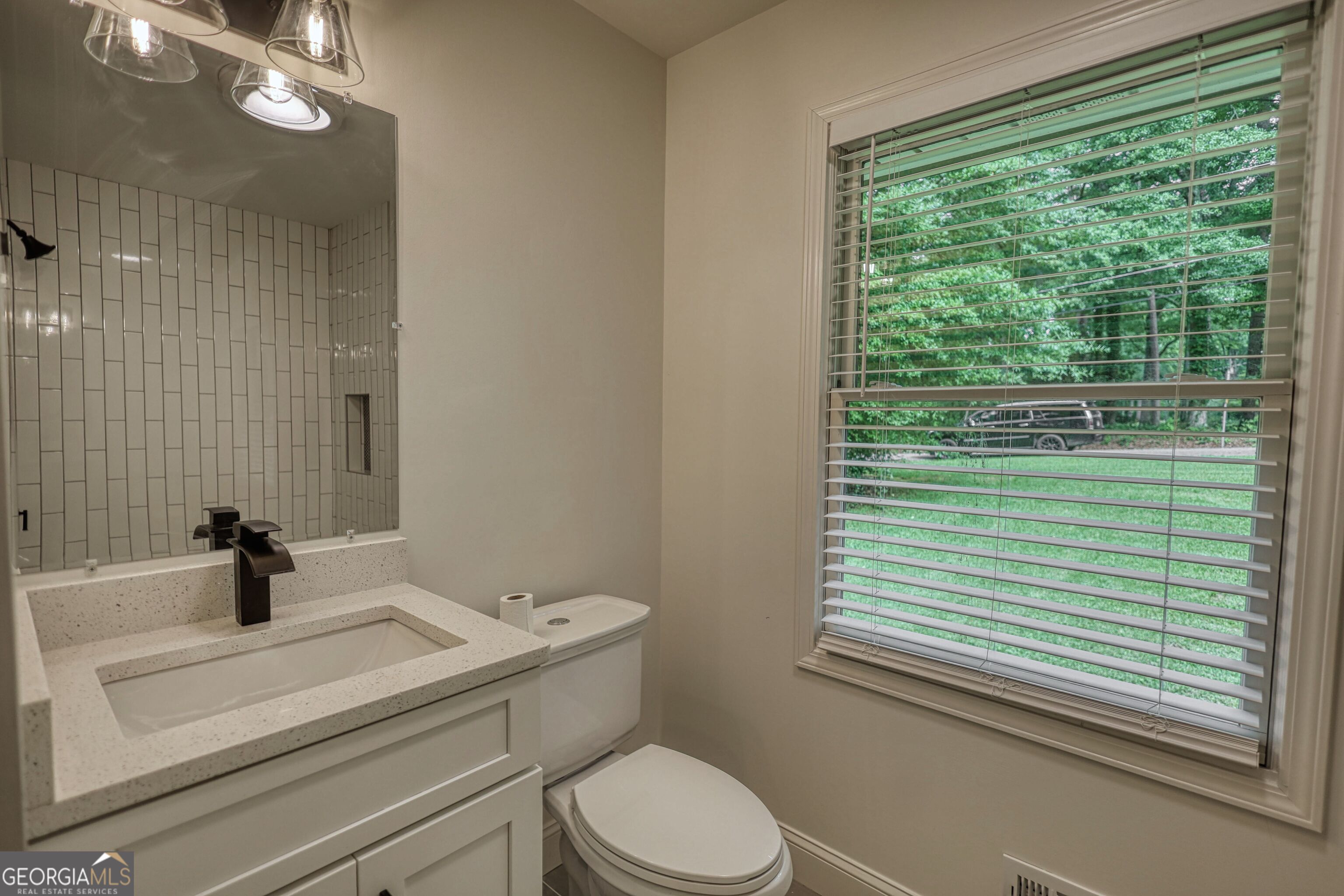 403 Greenwood Drive Property Photo 20