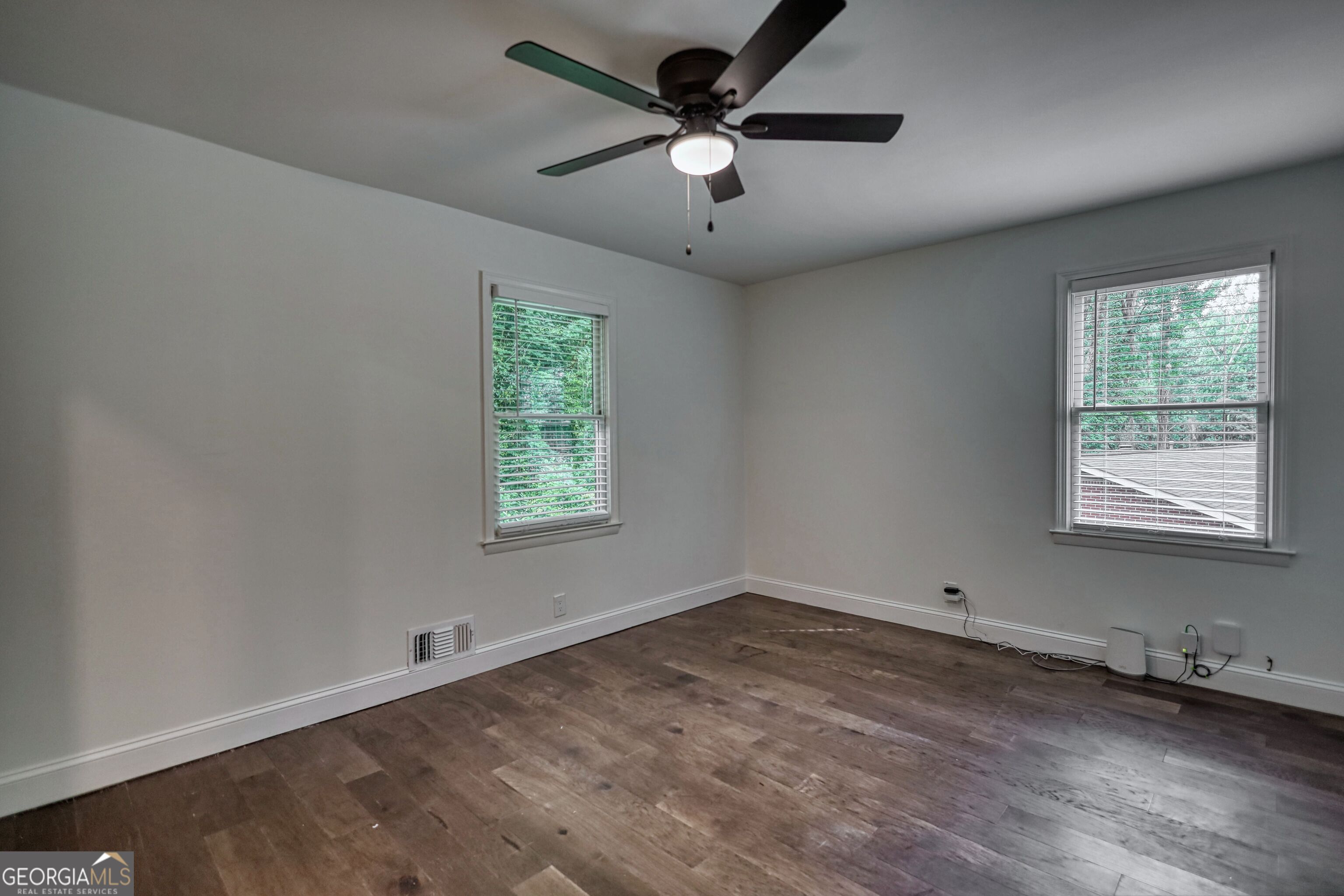 403 Greenwood Drive Property Photo 23