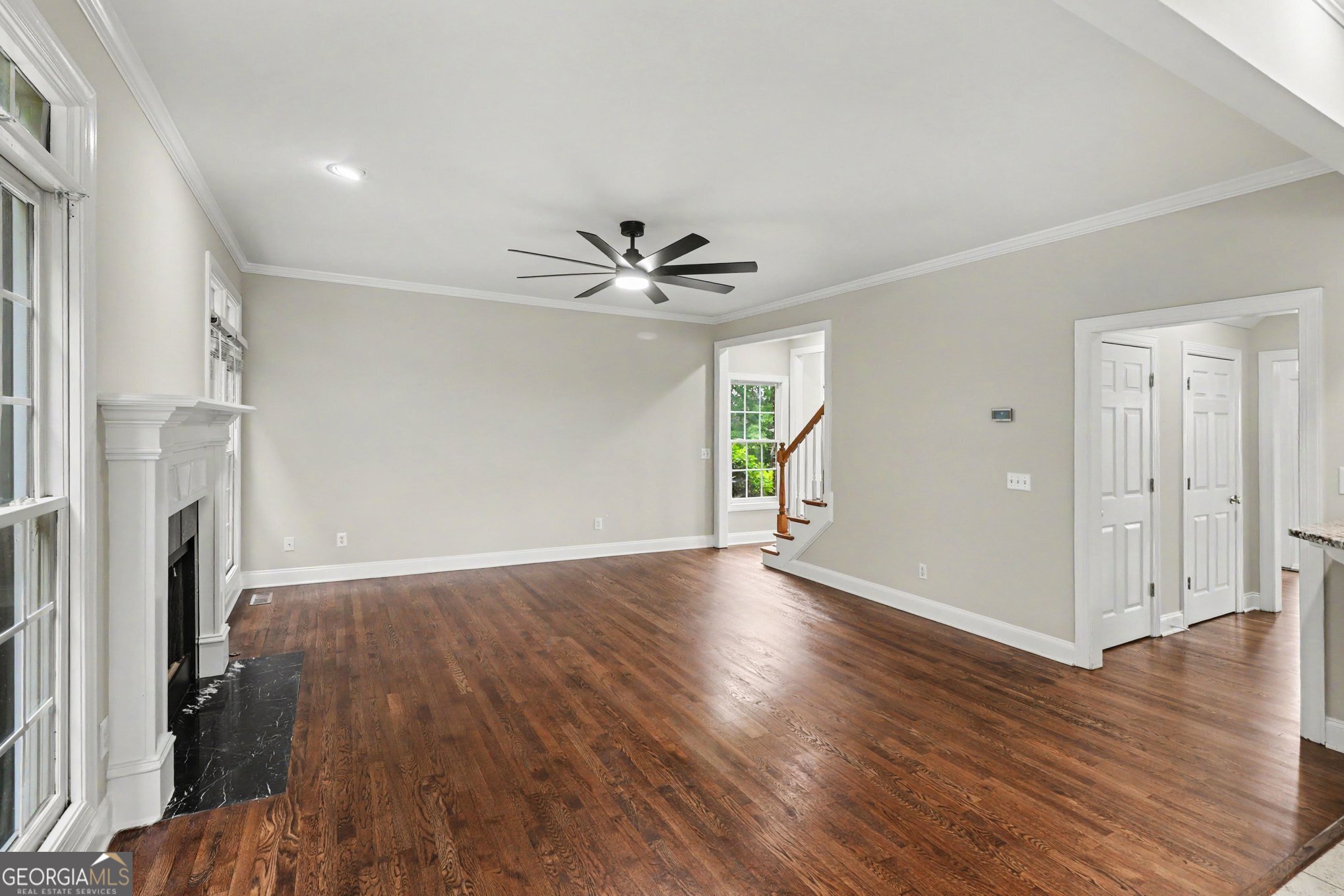 130 Oakhurst Terrace Ne Property Photo 7