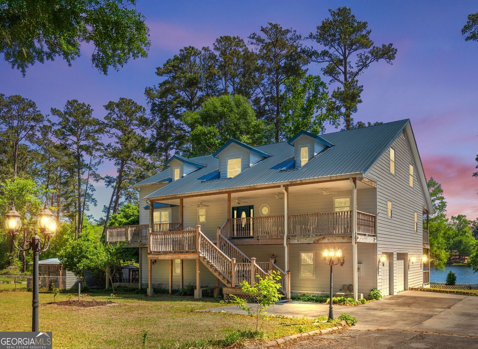 725 Blue Gill Road Property Photo 1