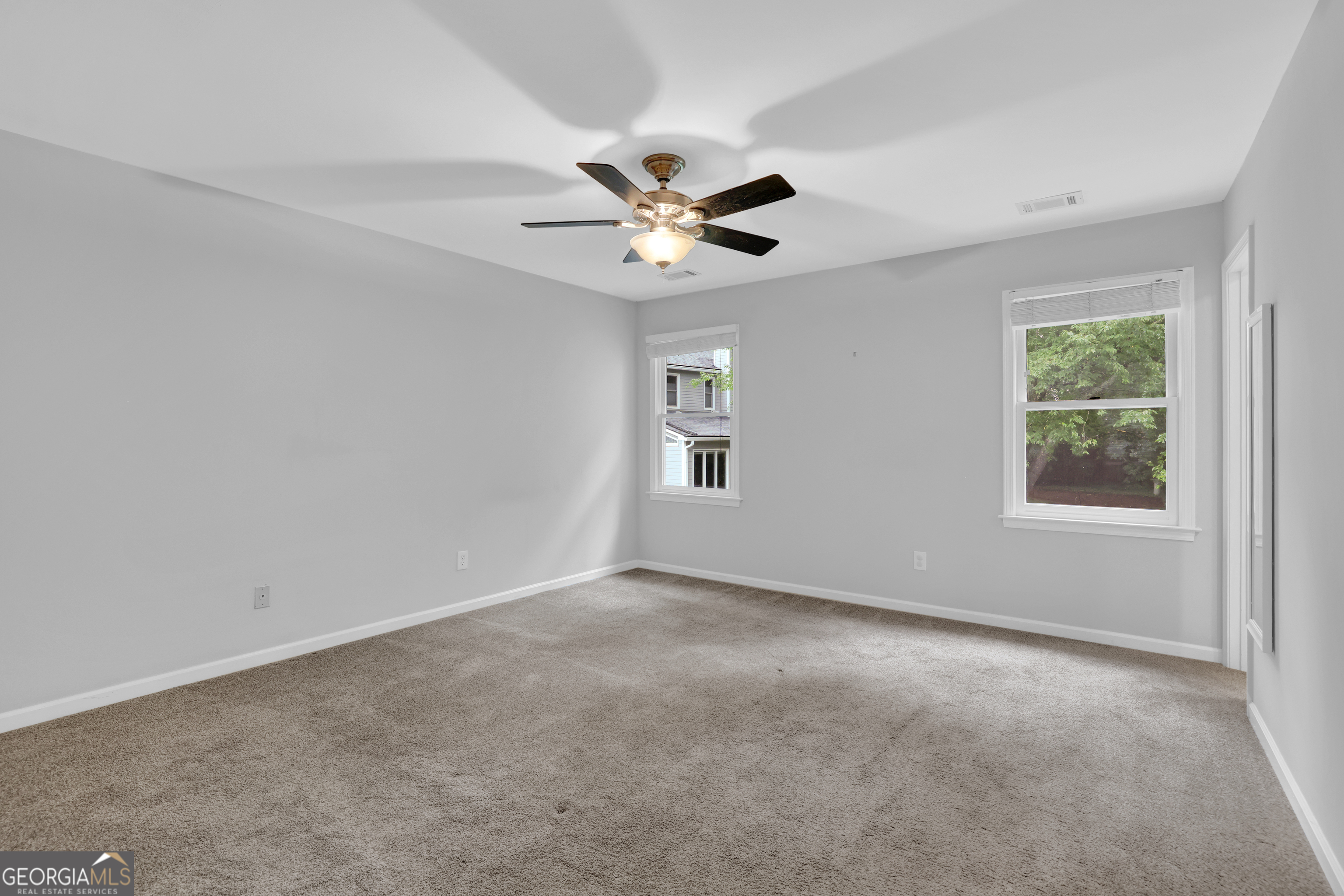1449 Cambridge Common Property Photo 17