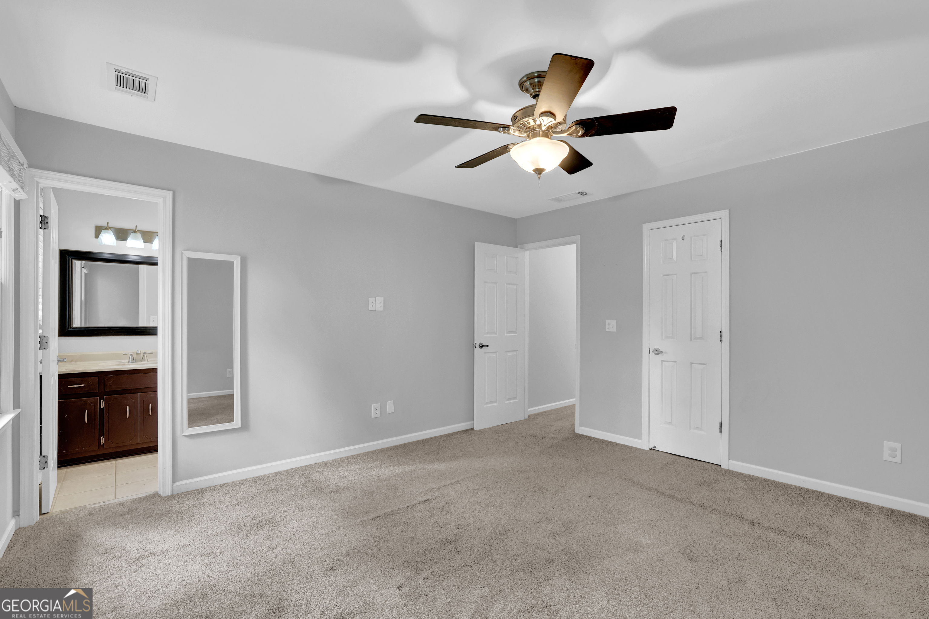 1449 Cambridge Common Property Photo 18