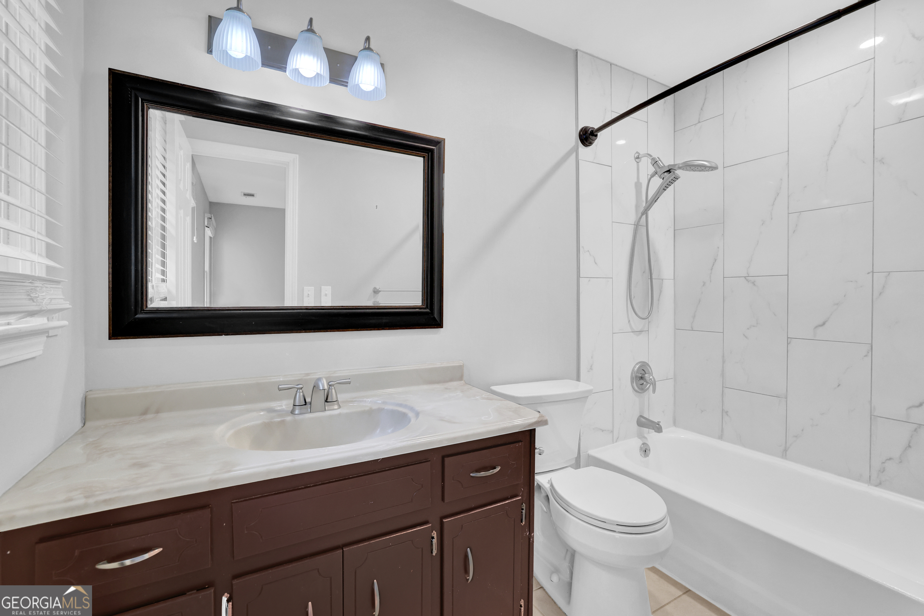 1449 Cambridge Common Property Photo 19