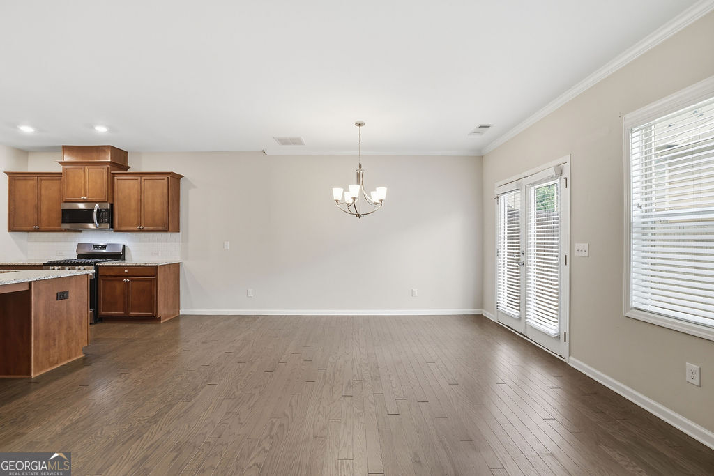 1162 Lanier Willow Path Property Photo 10