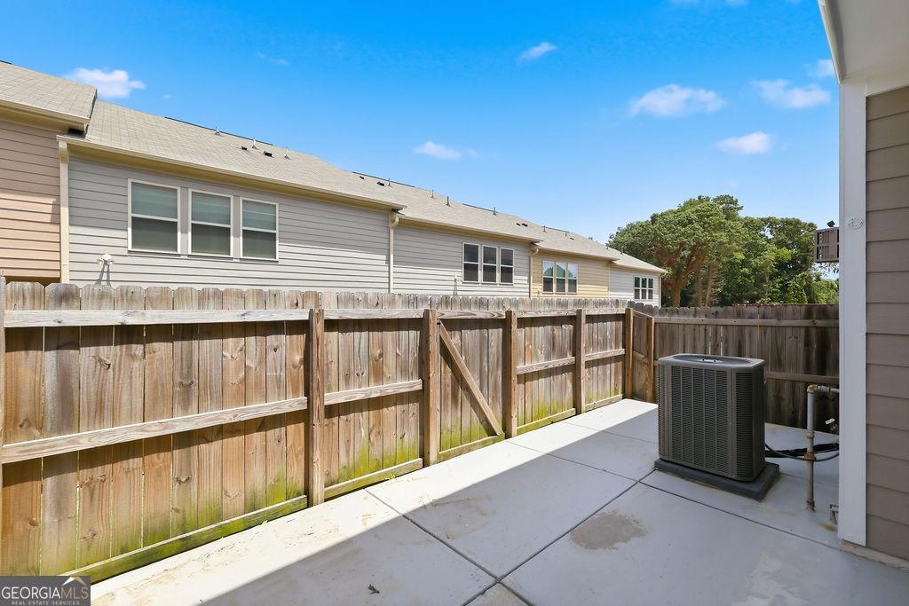 1162 Lanier Willow Path Property Photo 34