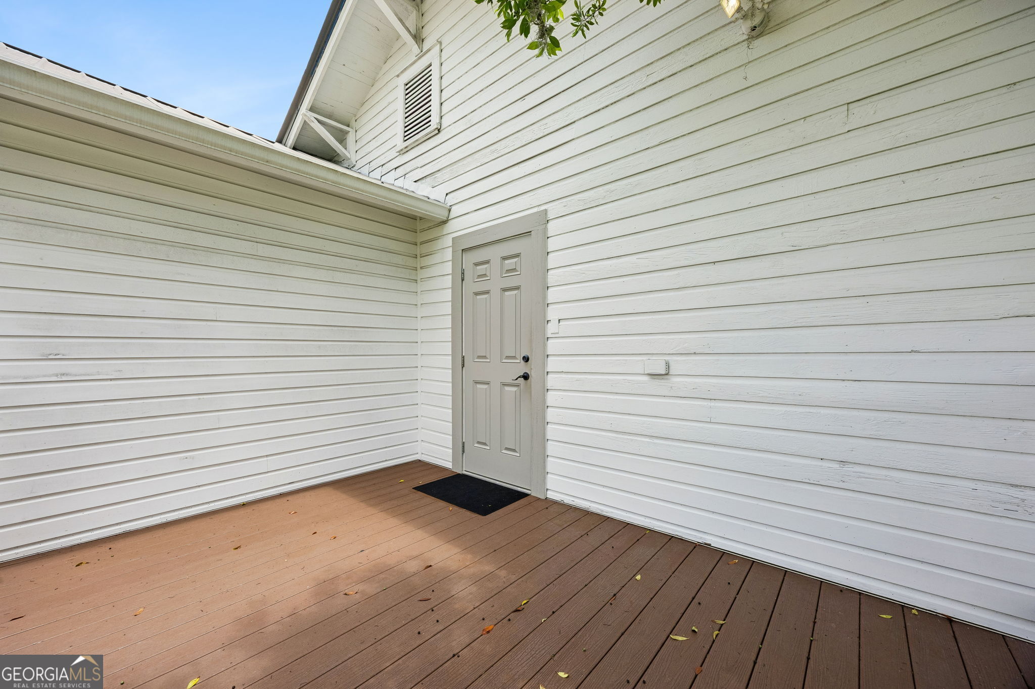383 First Street Property Photo 23
