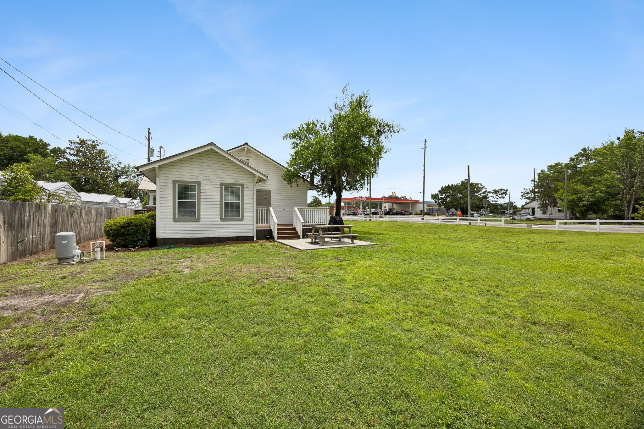383 First Street Property Photo 24