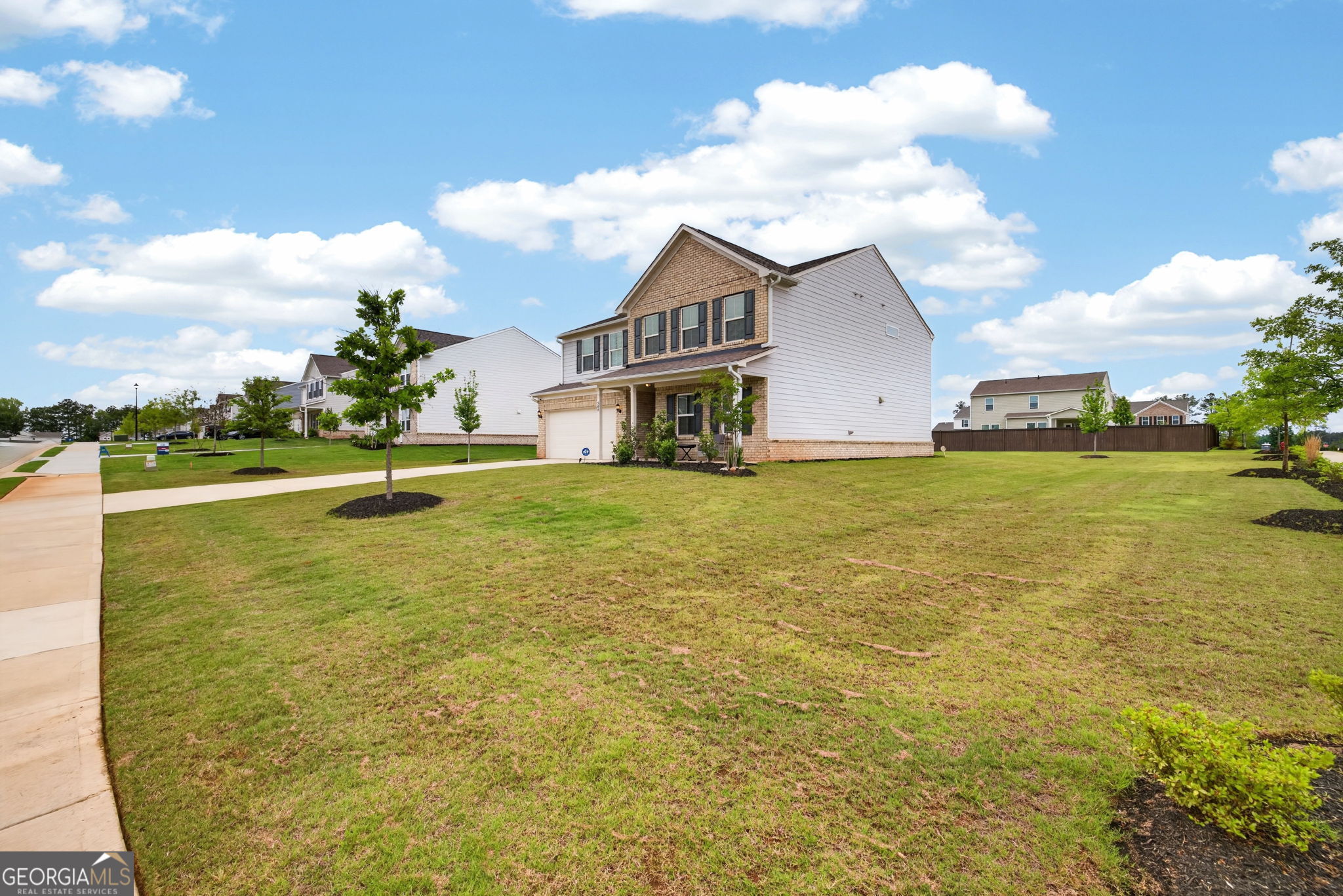 500 Elkwood Lane Property Photo 2