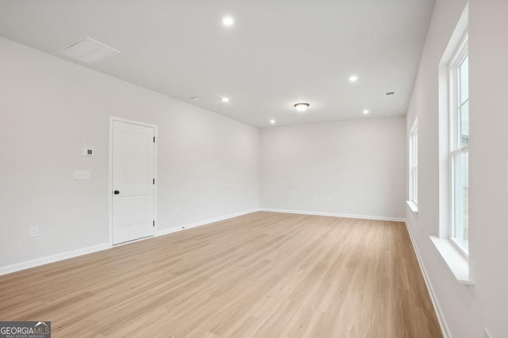 7 Everly Trail Property Photo 7