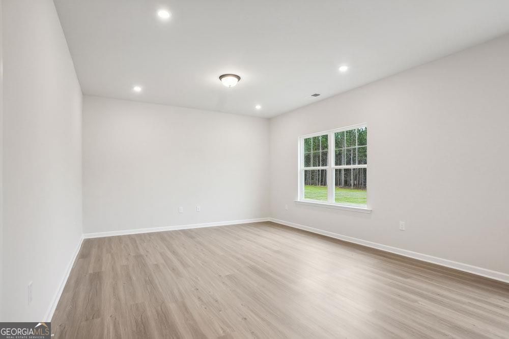 7 Everly Trail Property Photo 14