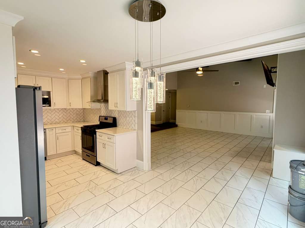 1128 Hillcrest Court Nw Property Photo 9