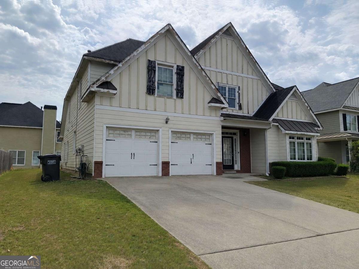 55 Harrison Circle Property Photo 2